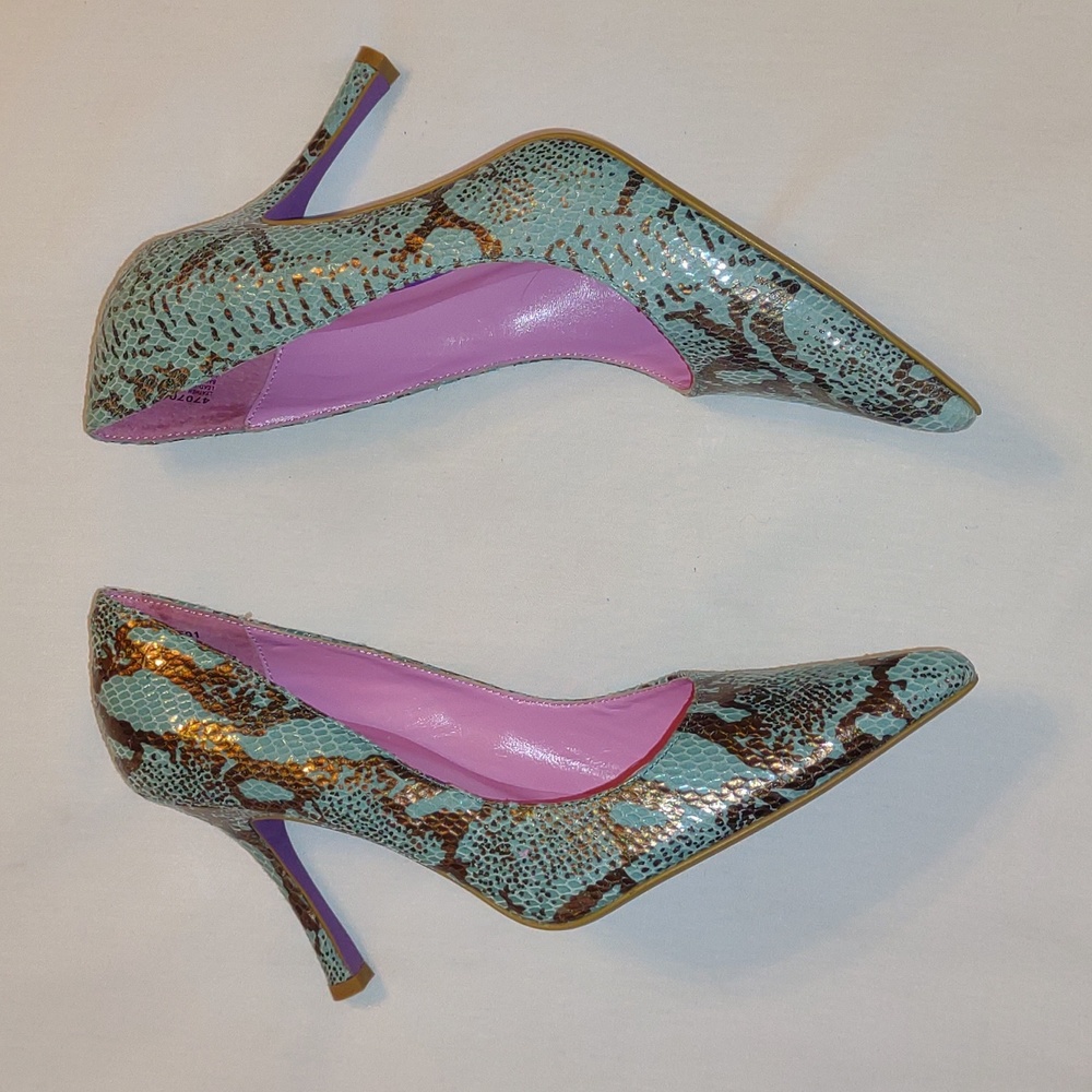 Suzanne Somers Blue & Gold Snake Skin Stiletto Heels - Picture 4 of 9